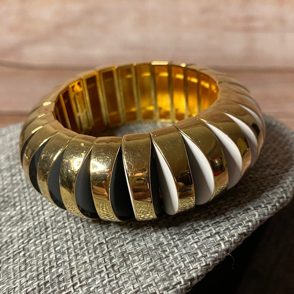Kate Spade VIBRANT LIFE Lucite Black Bracelet
